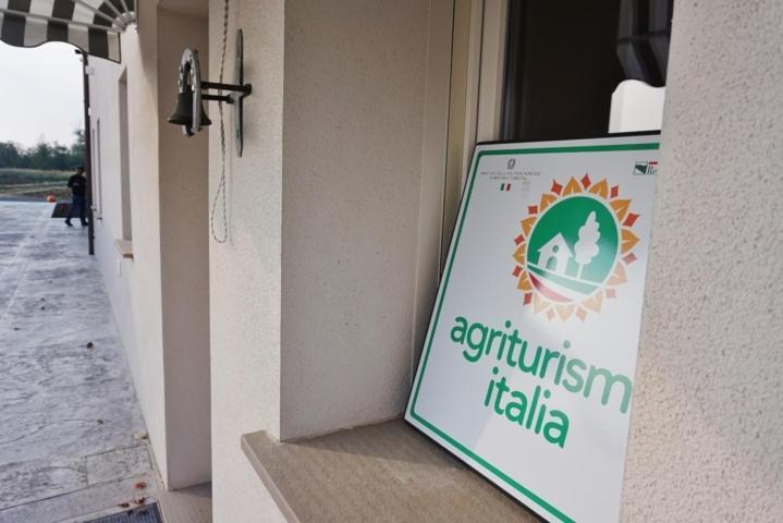 Agriturismo Campogrande Carpaneto Piacentino Exterior photo